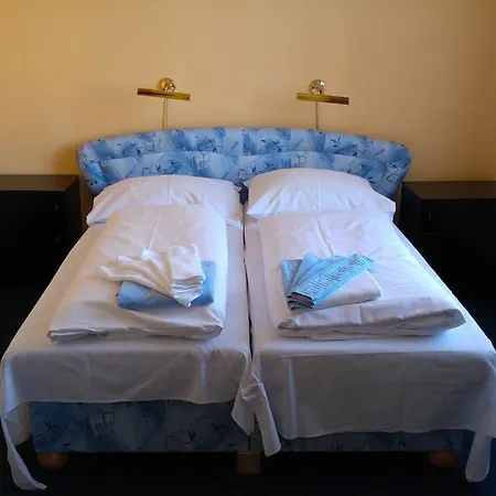 Cb Royal Hotel Ceske Budejovice