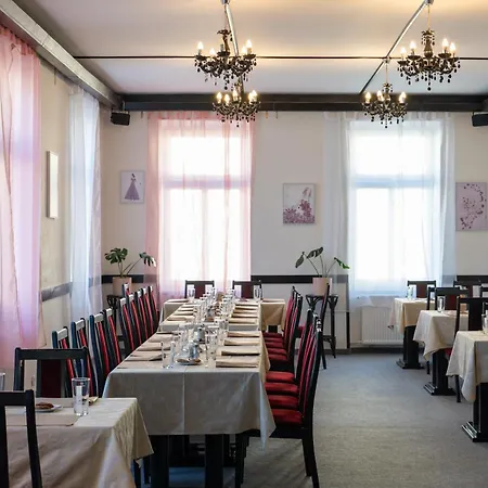Hotel Cb Royal