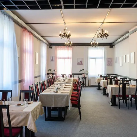 Hotel Cb Royal