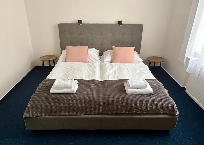 Cb Royal Hotel Ceske Budejovice